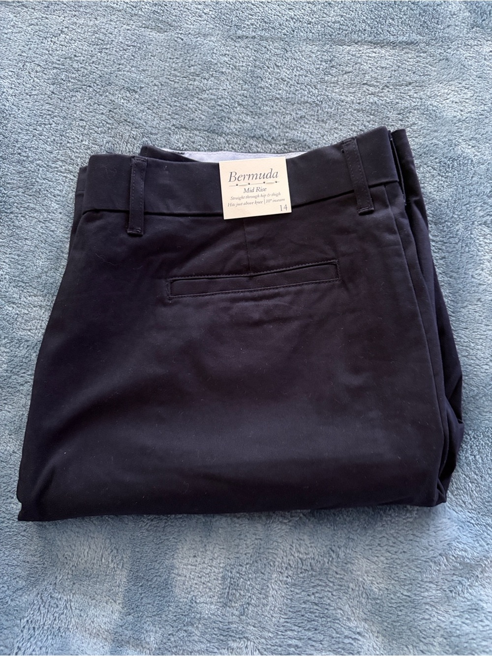 Bermuda Mid Rise Shorts - Navy